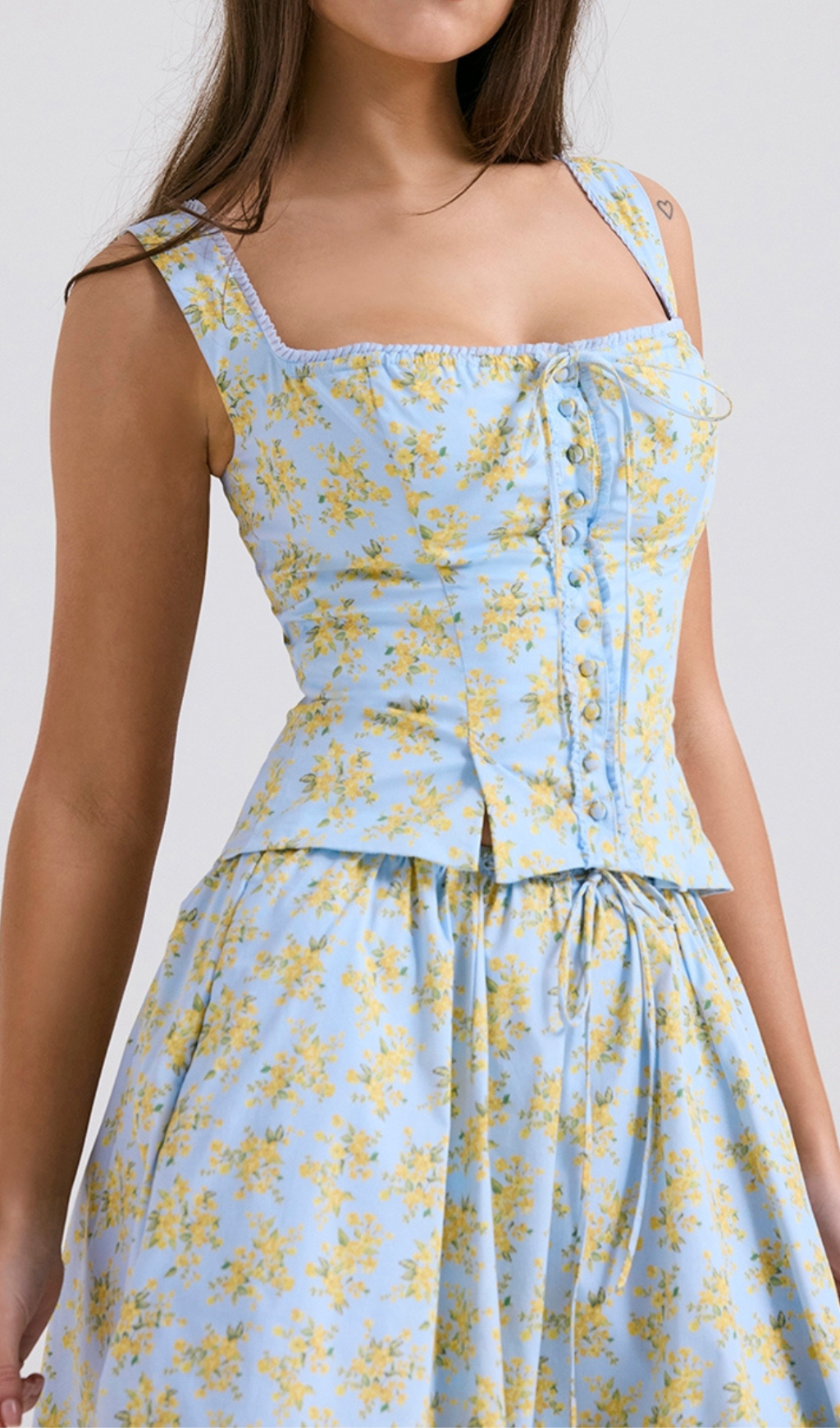 SOFT BLUE VINTAGE FLORAL PRINT COTTON TOP