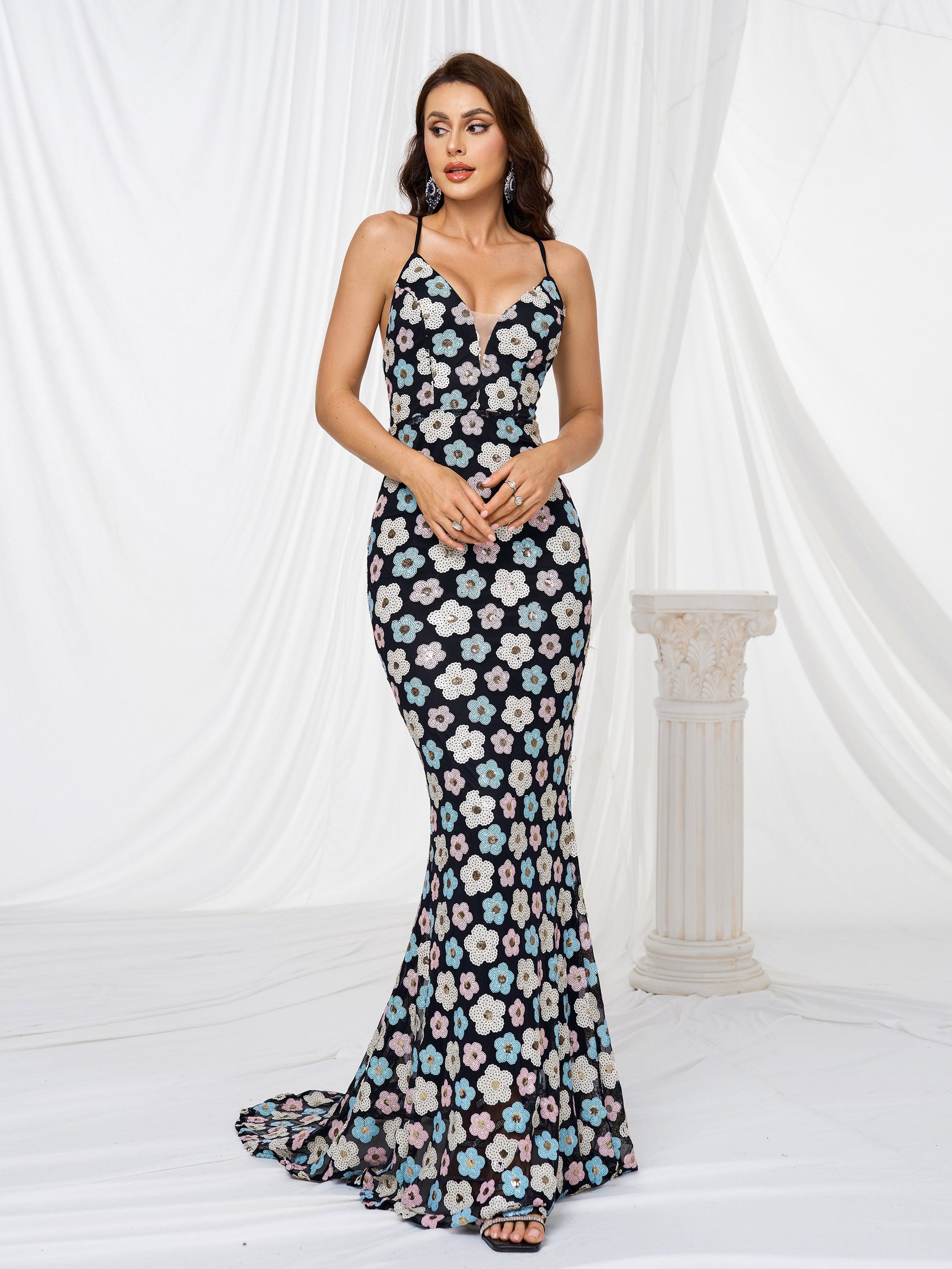 Spaghetti Straps Mermaid Sequin Maxi Dress