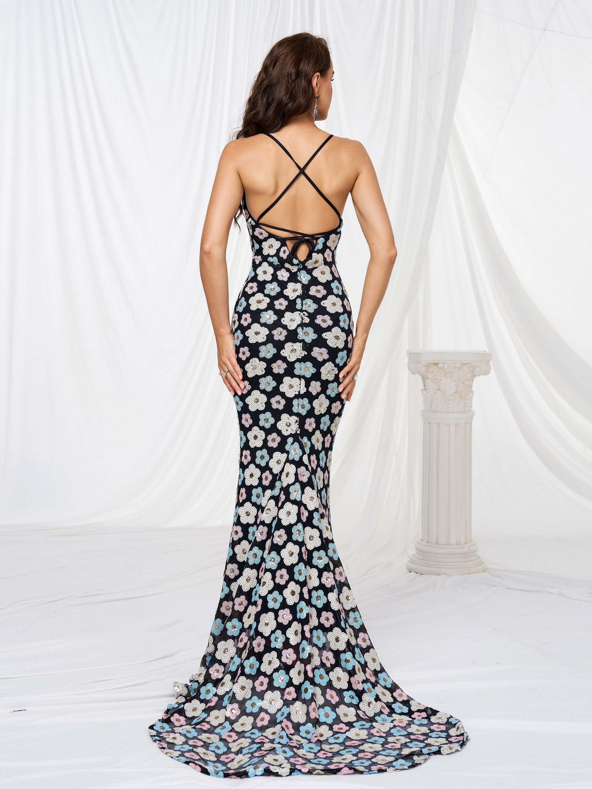 Spaghetti Straps Mermaid Sequin Maxi Dress