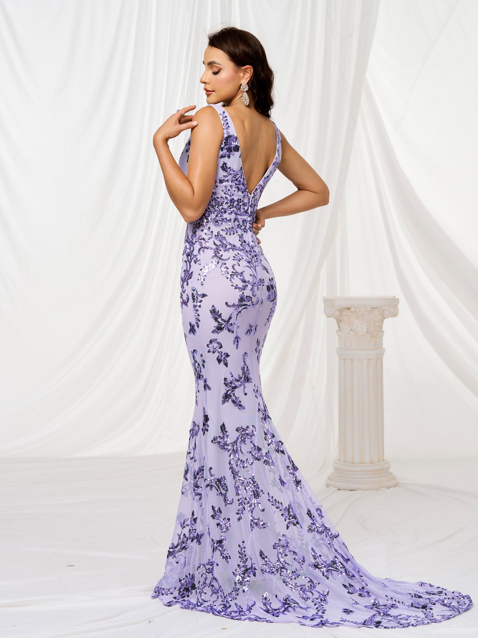 V-neck Sleeveless Sequin High Split Dress