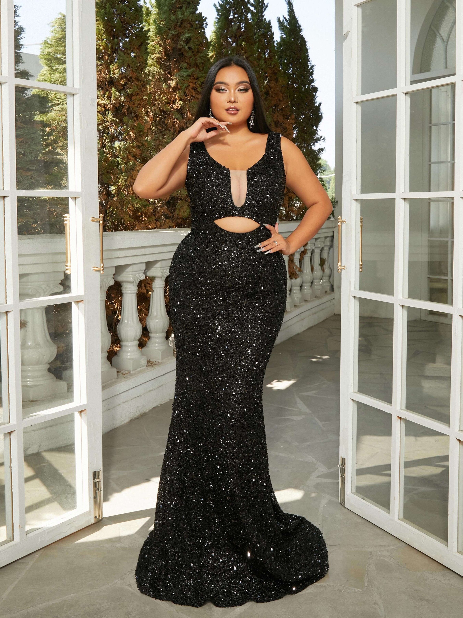 Plus Size Cutout V-neck Mermaid Sequin Prom Dress