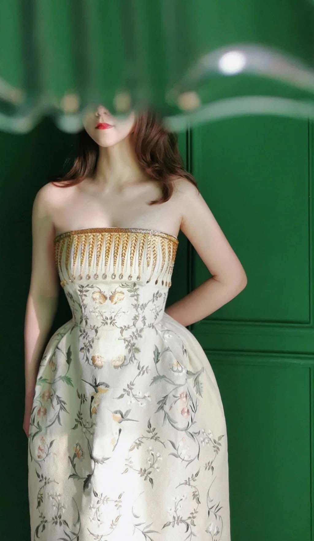 BANDEAU PRINTED JUNGLE MIDI DRESS IN BEIGE DRESS STYLE OF CB
