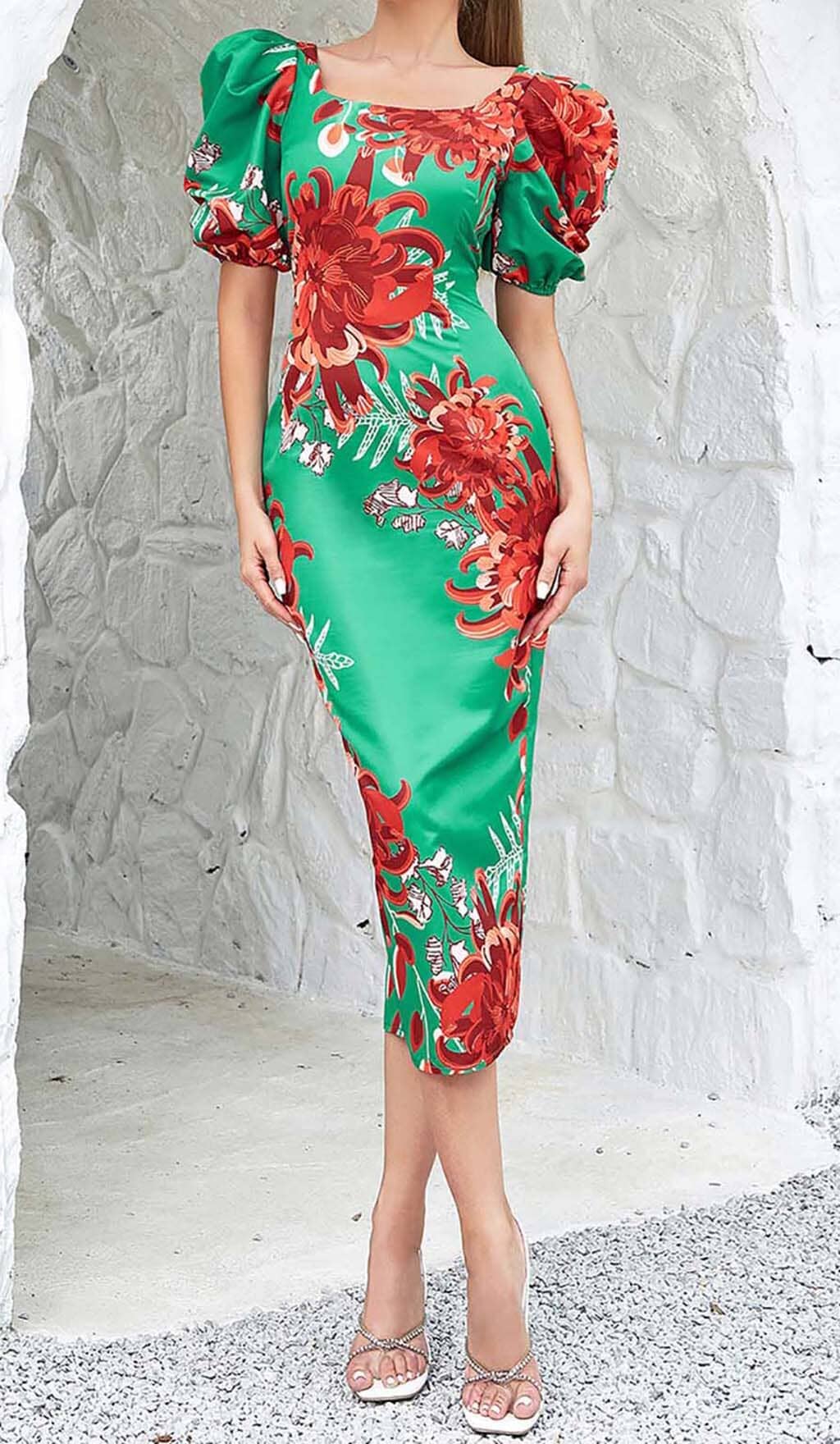 FLORAL PRINT PUFF SLEEVED OPEN BACK MIDI DRESS IN GREEN DRESS STYLE OF CB
