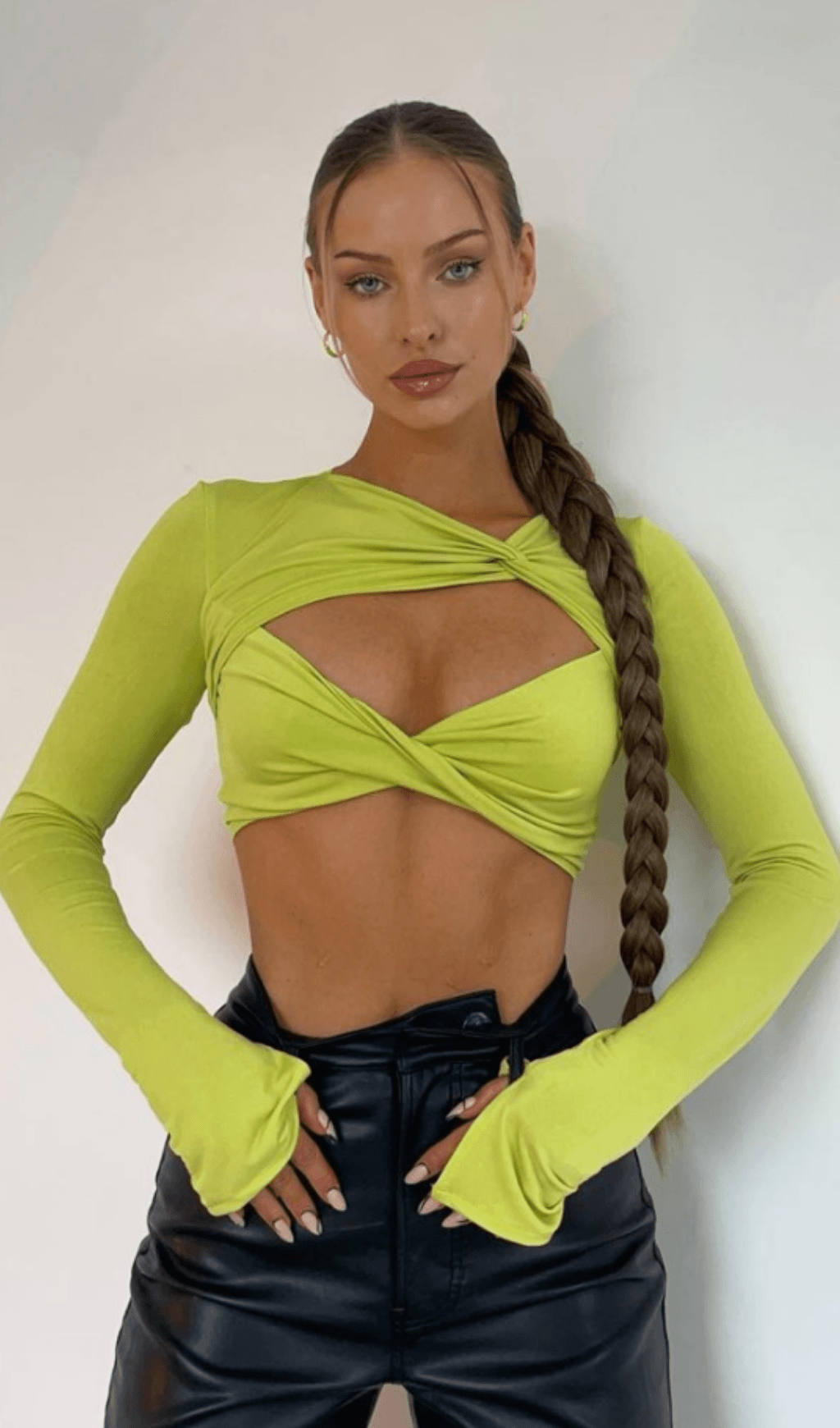 Hollow navel pleated top styleofcb