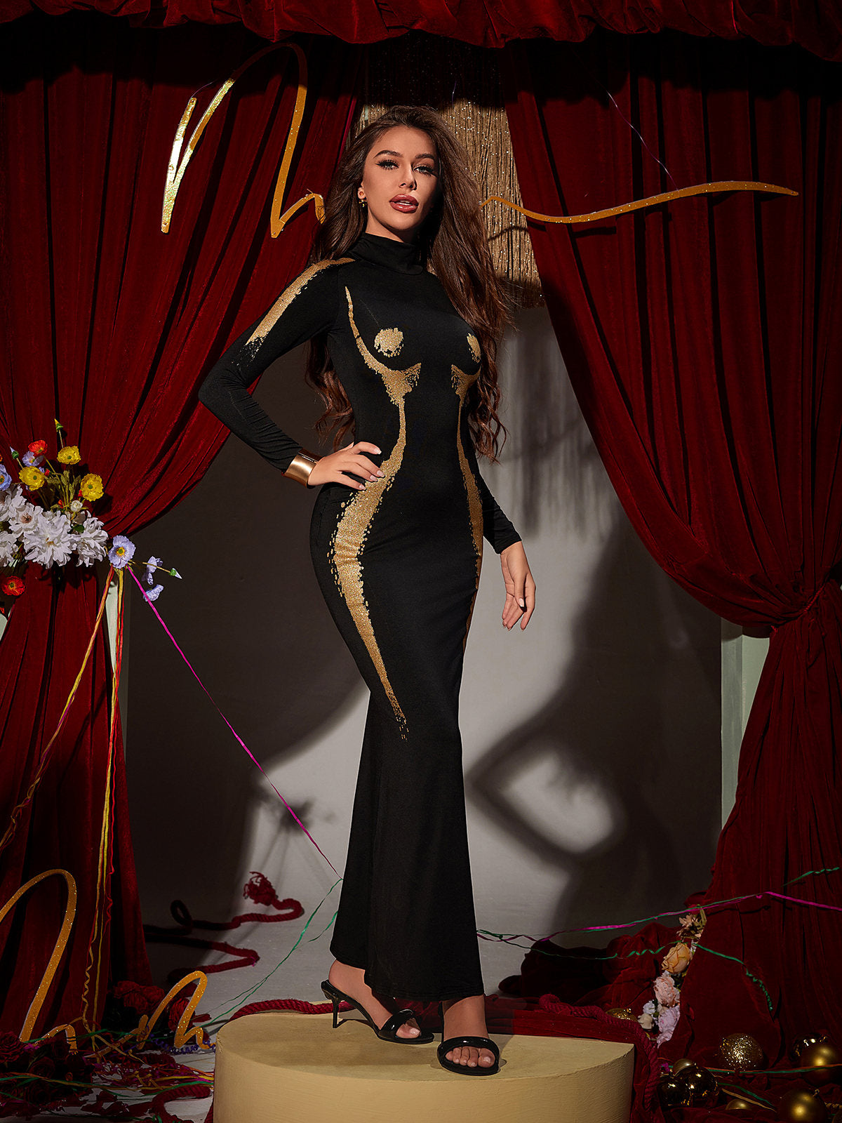 LONG SLEEVE BODY PRINTED MAXI DRESS