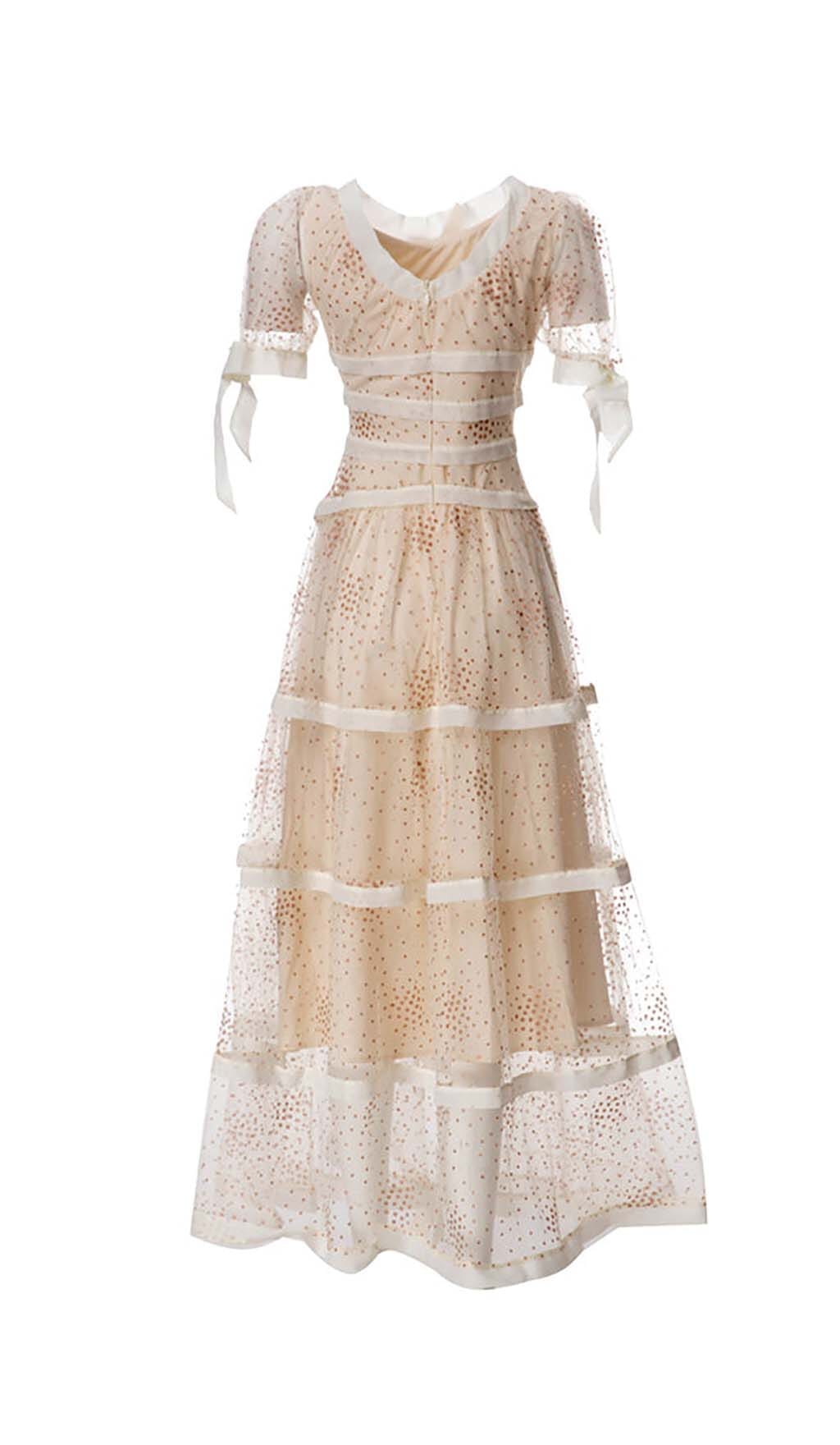 SEQUIN BOW DETAILED MAXI DRESS IN WHITE DRESS STYLE OF CB
