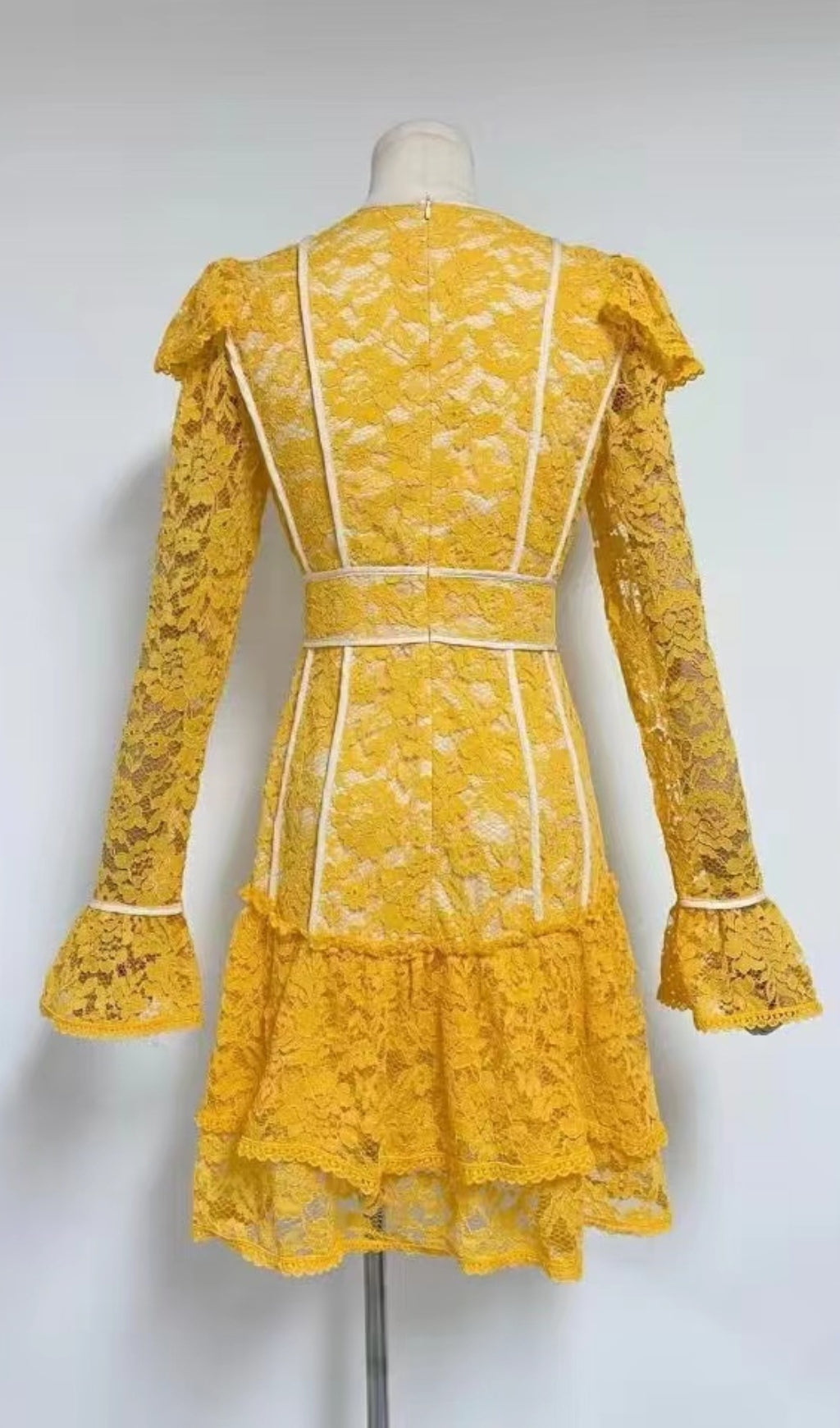 LACE MINI DRESS IN YELLOW