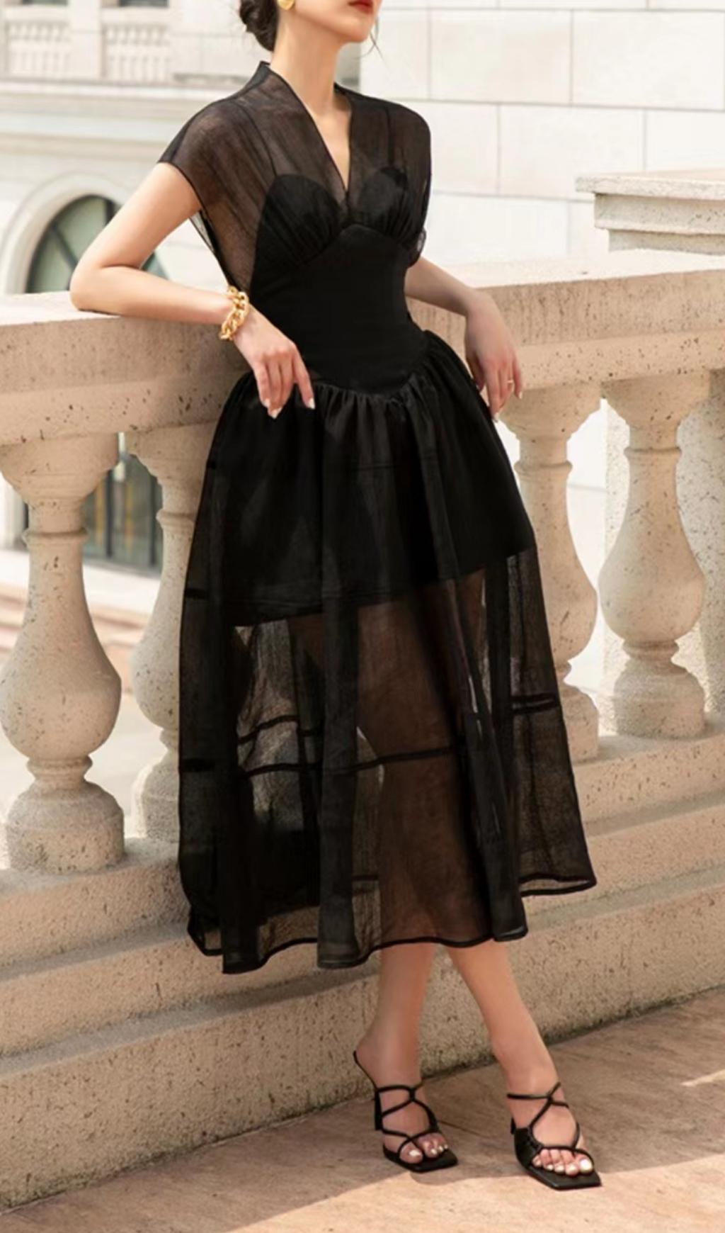 CHIIFFON MIDI DRESS IN BLACK