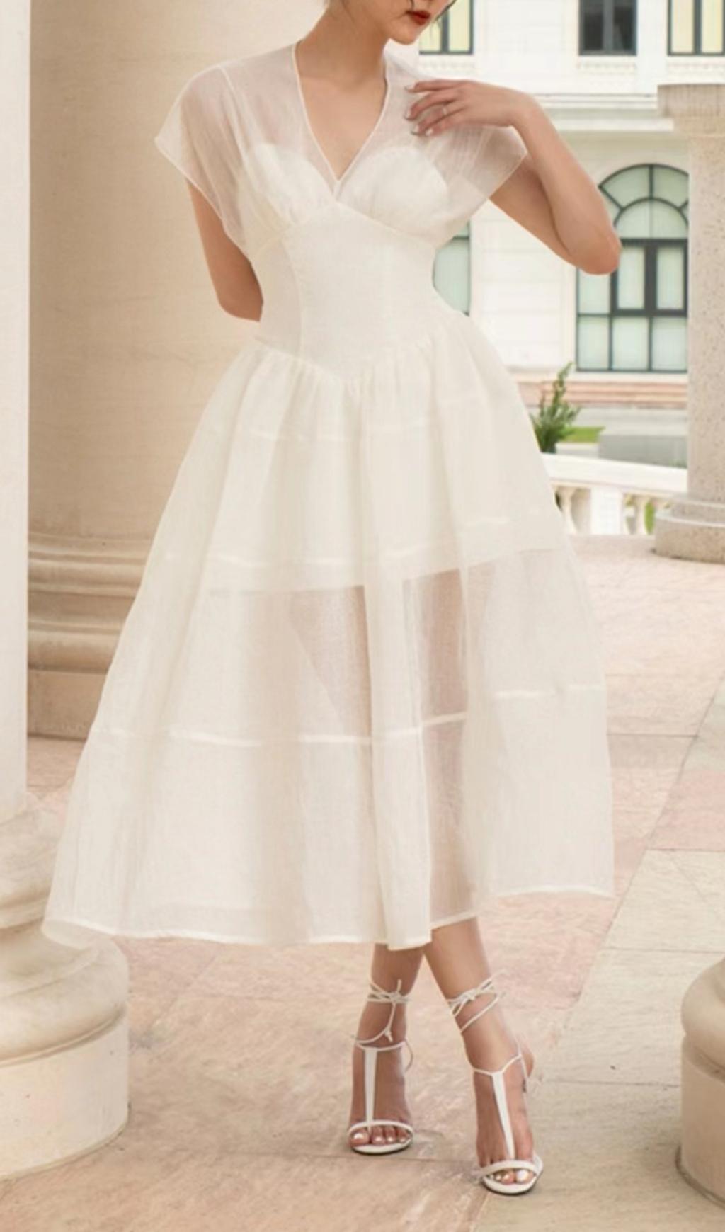 CHIIFFON MIDI DRESS IN WHITE
