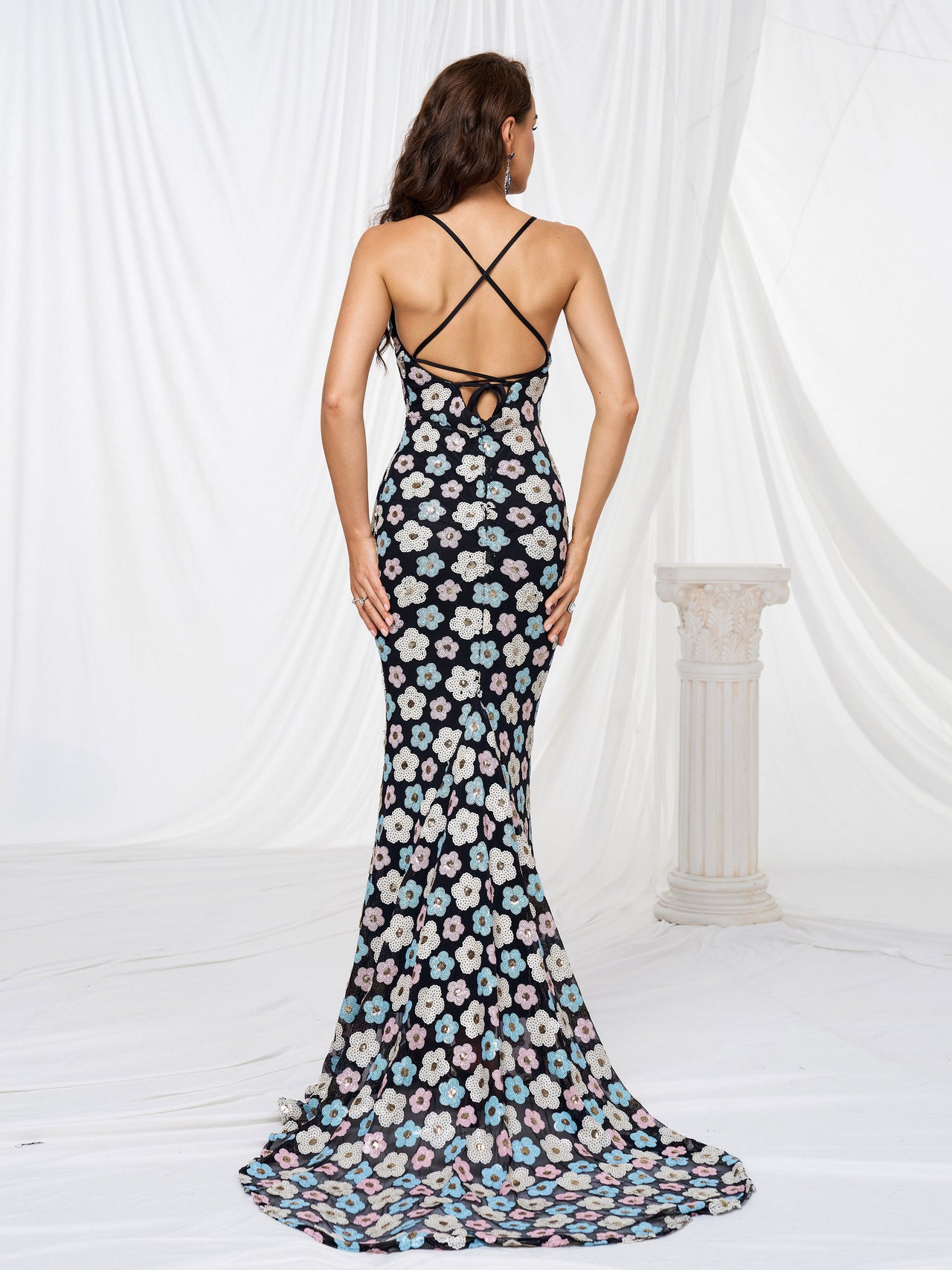 Spaghetti Straps Mermaid Sequin Maxi Dress