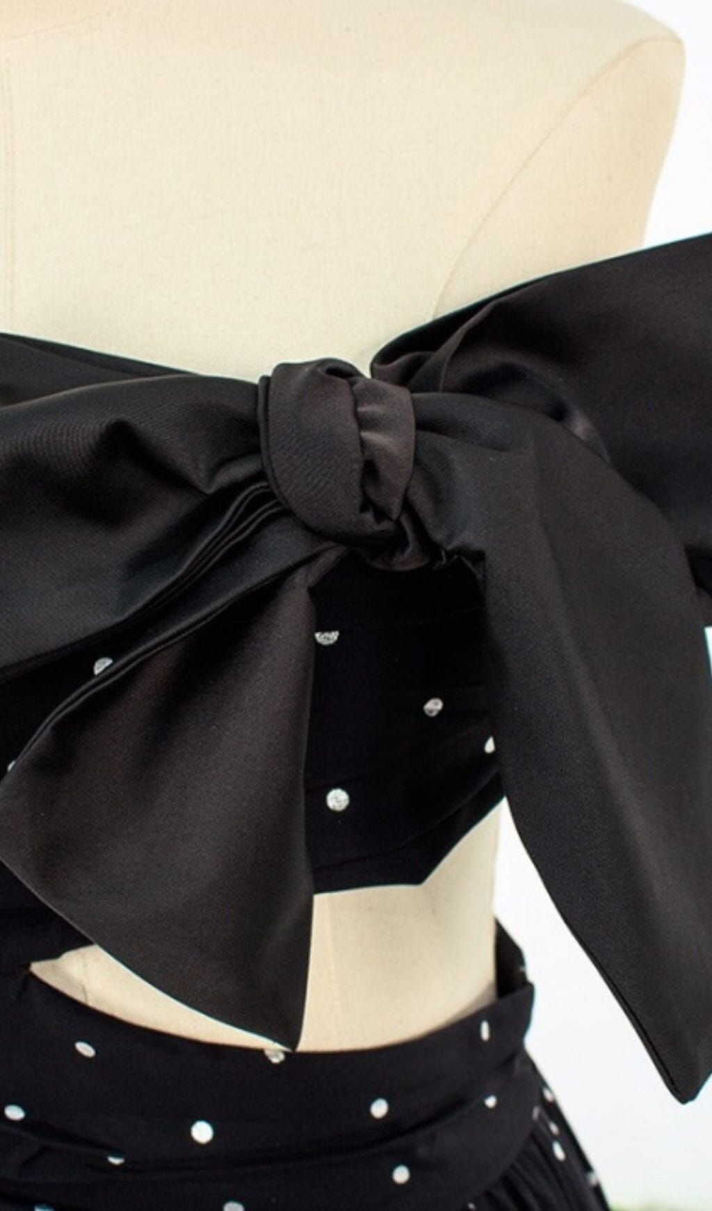 POLKA DOT BANDEAU DRESS IN BLACK