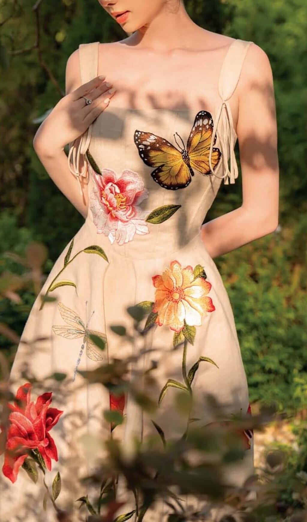 BUTTERFLY FLOWER PRINY MIDI DRESS IN GRAY DRESS styleofcb 