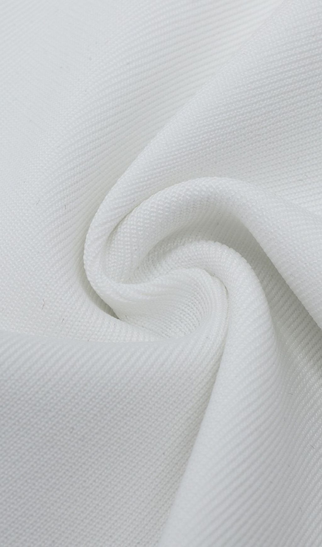 WHITE YARN SLEEVE MINI DRESS